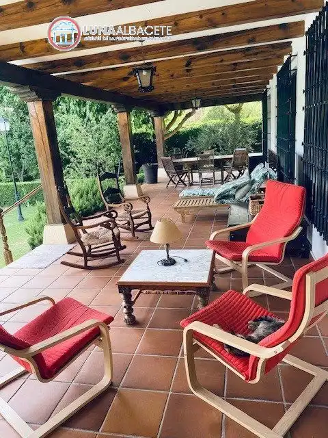 Houses for sale in Pedanías - Extrarradio