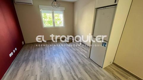 Foto 3 de Piso de alquiler en Calle Velez Rubio, Apóstol Santiago, Madrid