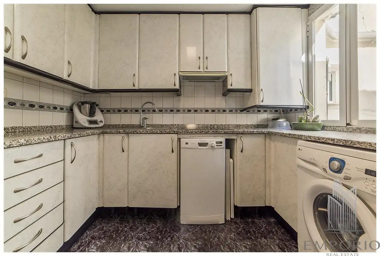 Flat for rent in Del Espejo, Palacio