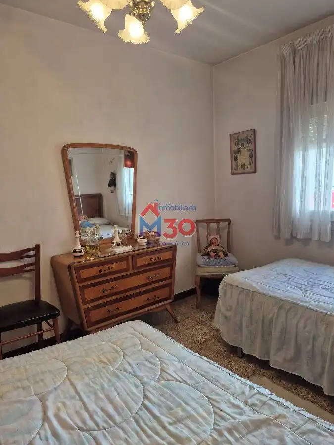 Habitación de Piso en venta en Miranda de Ebro con Calefacción, Terraza y Trastero