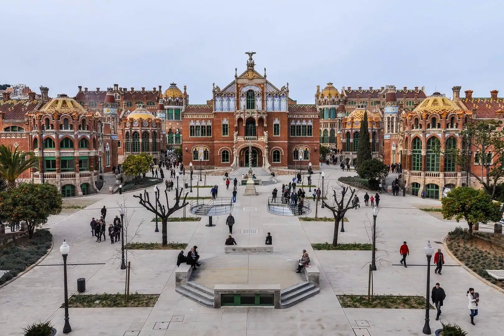 Vista exterior de Edificio en venta en Sants - Montjuïc