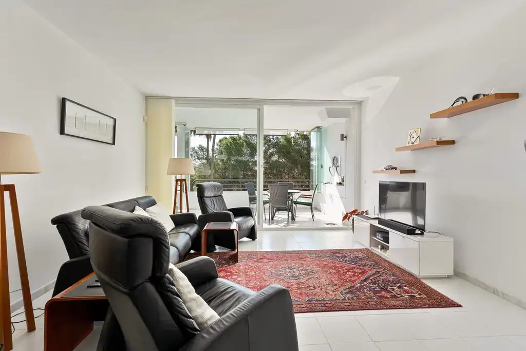 Apartamento con piscina en venta en Riviera del Sol, imagen 4