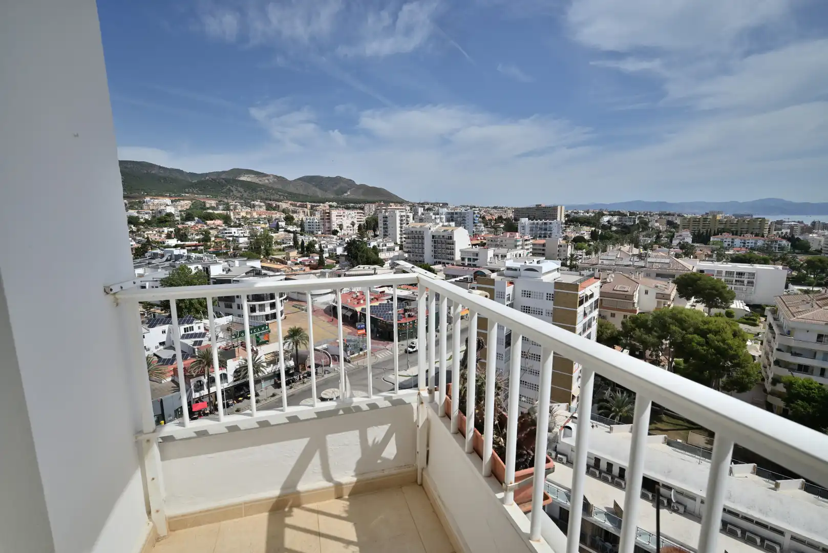 Balcony of Apartments for sale in Benalmádena  with Air Conditioner, Terrace and Swimming Pool