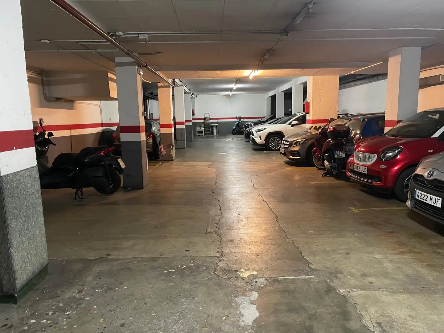 Einzelparkplatz zum Verkauf in Carrer de la Bisbal 5, imagen 3
