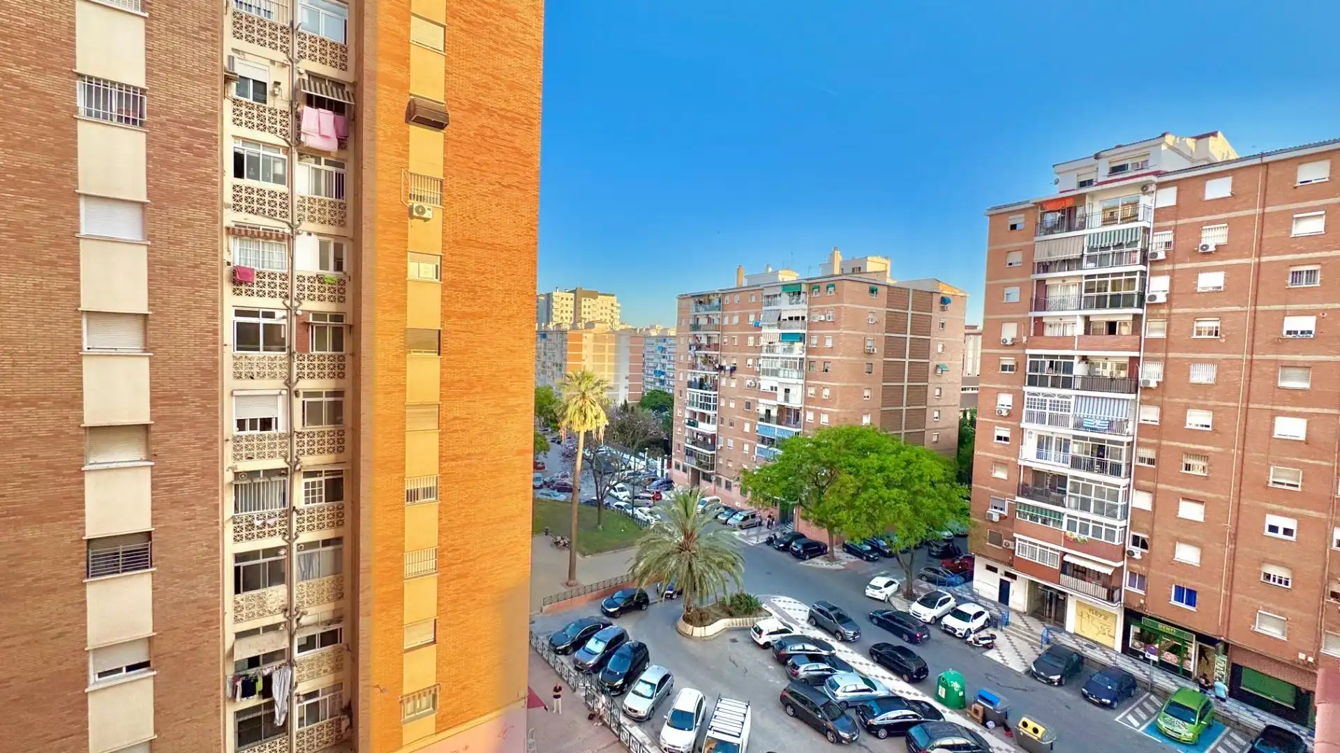 Vista exterior de Pis en venda en Málaga amb Aire condicionat, Calefacció i Moblat