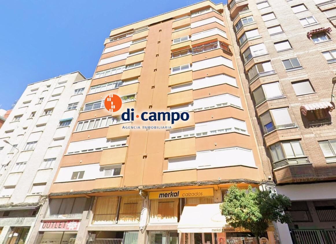 Exterior view of Flat for sale in Valladolid Capital  with Terrace and Storage room