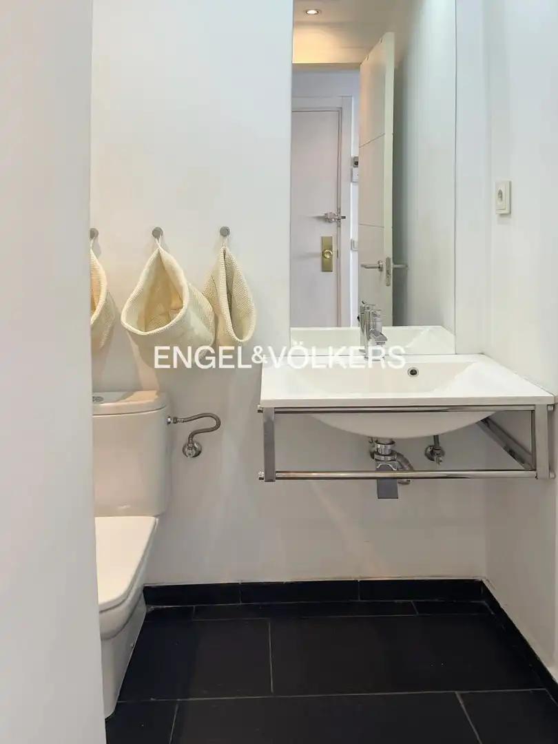 Bathroom of Lofts for rent in Madrid  with Air Conditioner, Heating and Furnished