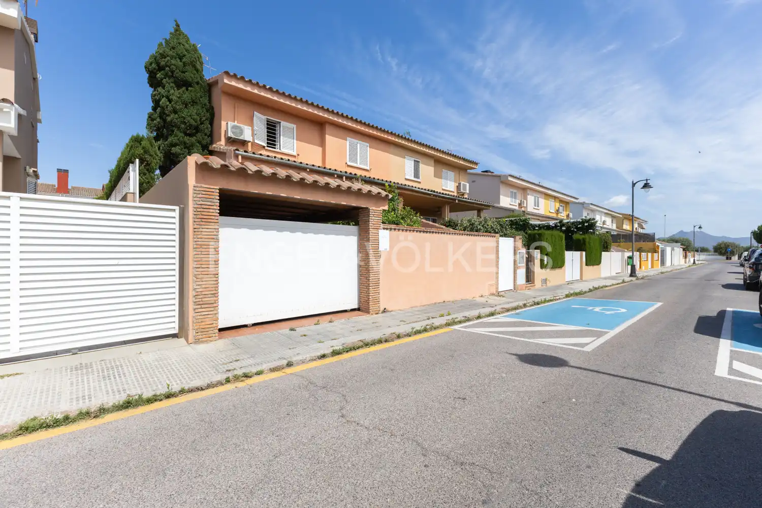 Vista exterior de Casa o chalet en venta en Castellón de la Plana / Castelló de la Plana con Aire acondicionado, Calefacción y Jardín privado