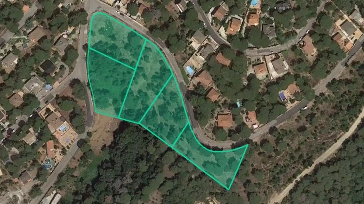 Terreno residenziale in vendita a Carrer Burriac 4