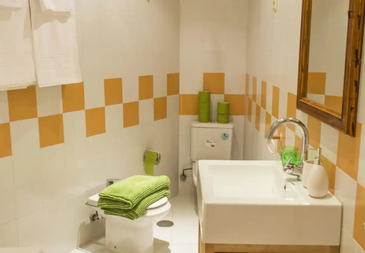 Apartamento de alquiler en Cortes - Huertas