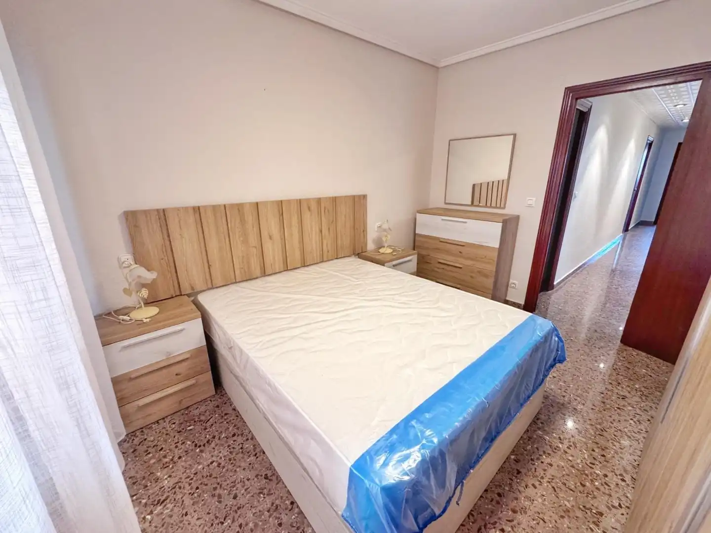 Habitación de Piso de alquiler en Petrer con Aire acondicionado, Amueblado y Balcón