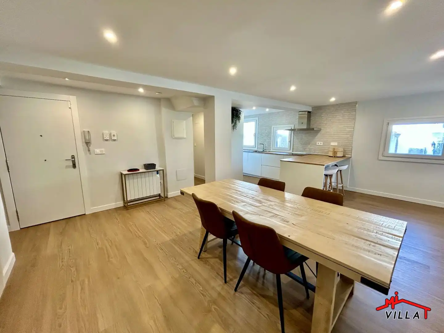 Dining room of Flat for sale in Laredo  with Heating, Parquet flooring and Balcony