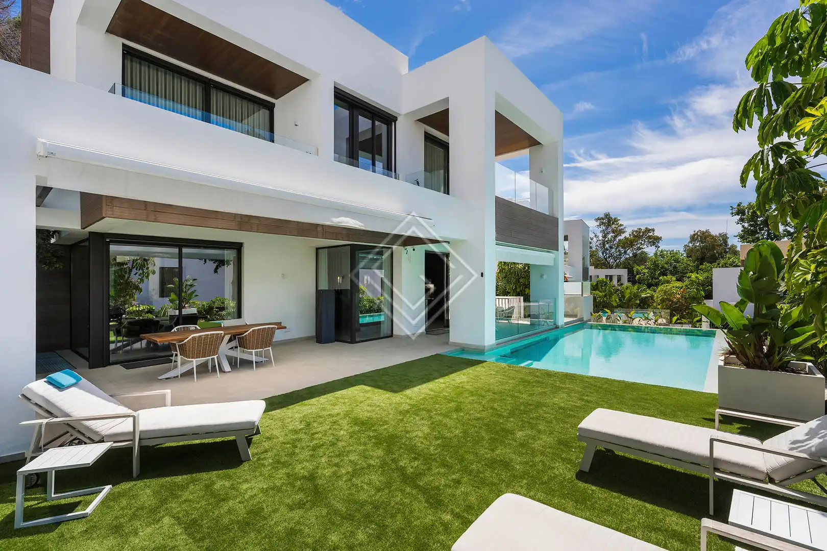 Chalet con piscina en venta en Marbella Centro