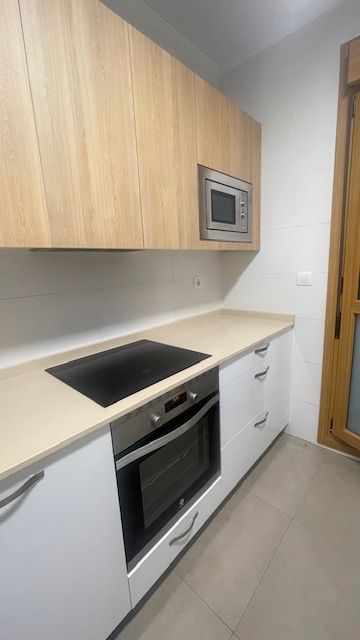 Piso en venta en La Pastora Hiribidea, Centro