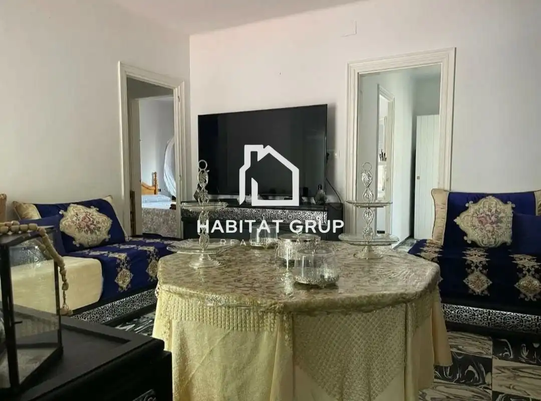 Sala de estar de Casa adosada en venta en Girona con Calefacción, Terraza y Trastero