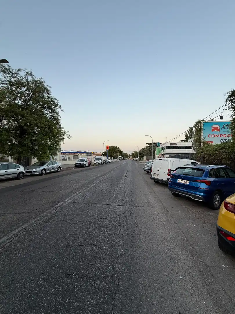 Vista exterior de Nave industrial en venta en San Fernando de Henares con Alarma