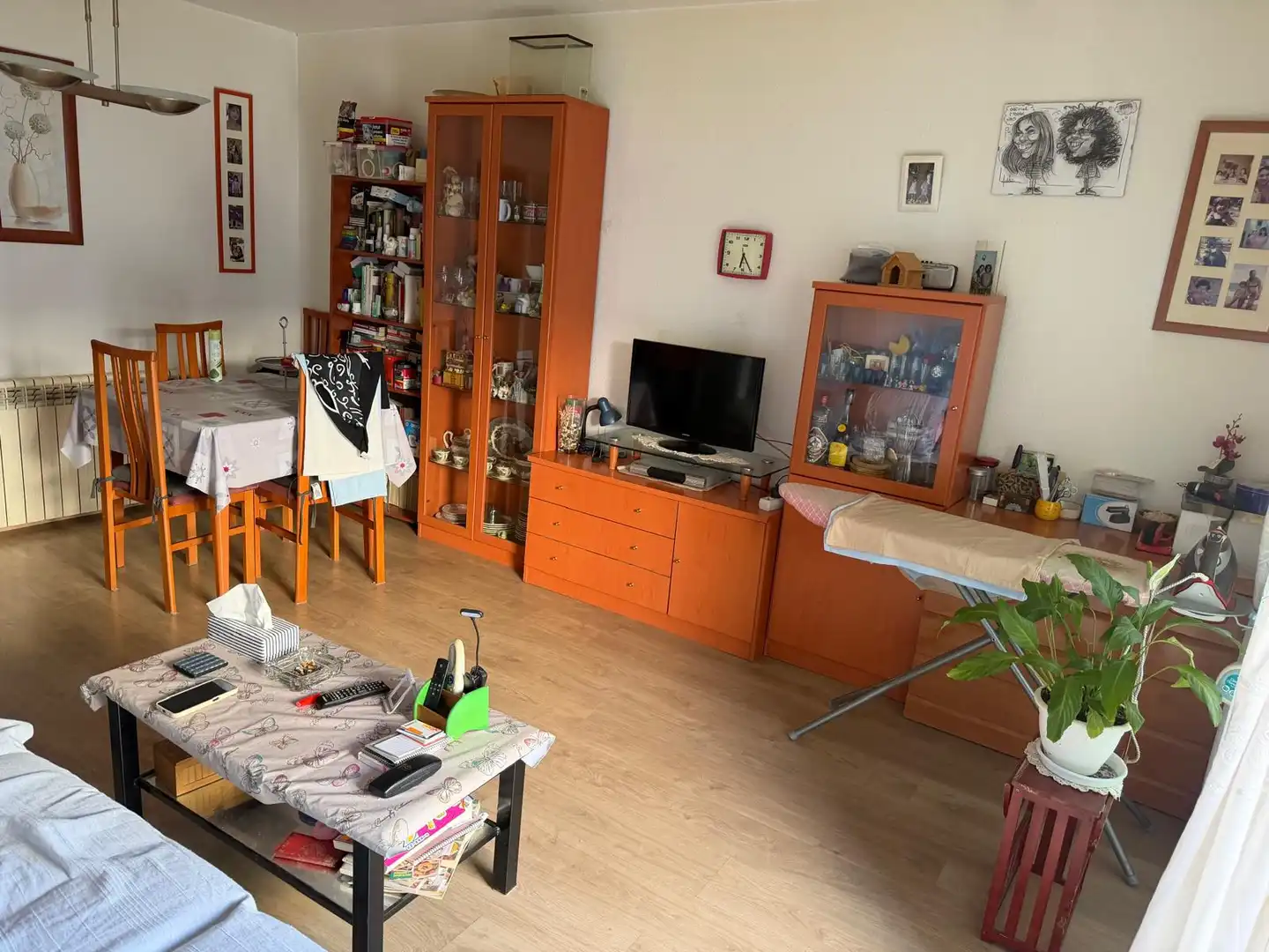 Sala d'estar de Pis en venda en Terrassa amb Calefacció, Moblat i Forn