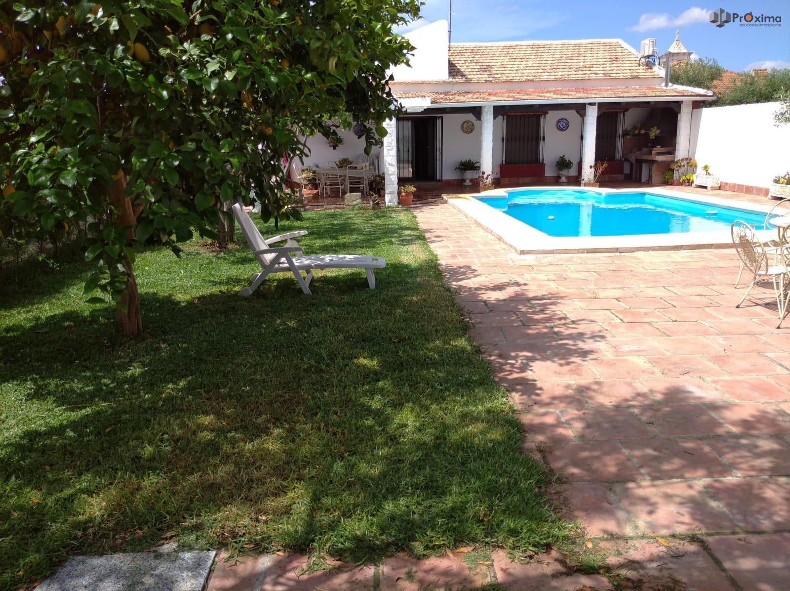 Garden of House or chalet for sale in Écija  with Air Conditioner and Swimming Pool
