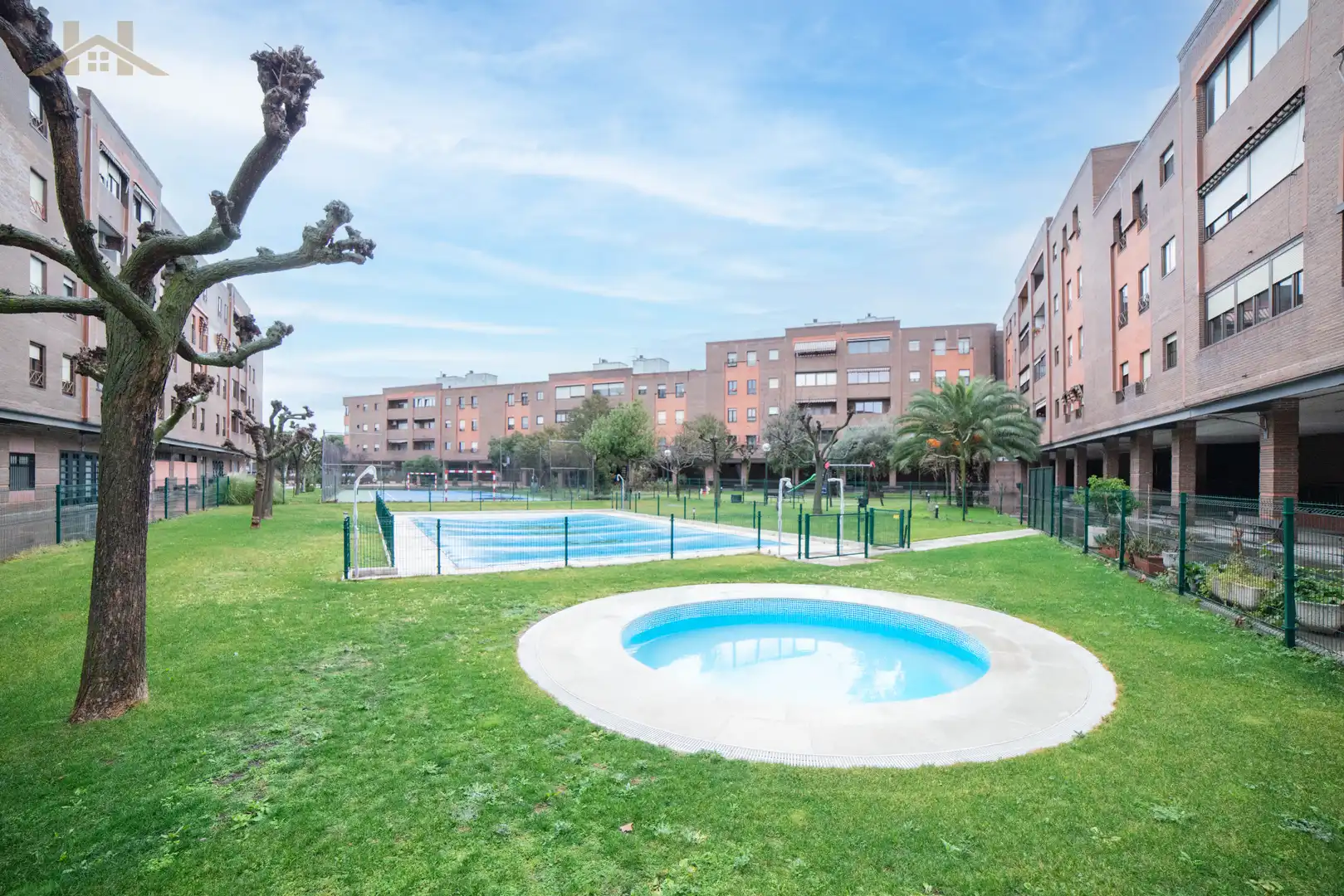 Swimming pool of Flat for sale in Leganés  with Air Conditioner, Heating and Terrace
