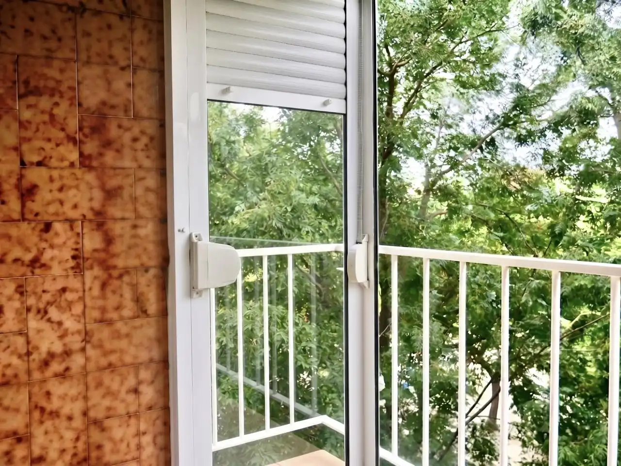 Terrasse von Wohnung zum Verkauf in Sevilla mit Klimaanlage, Terrasse und Möbliert
