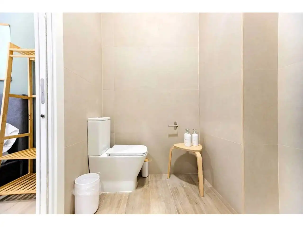 Badezimmer von Wohnung zum Verkauf in Esplugues de Llobregat mit Klimaanlage, Heizung und Parkett