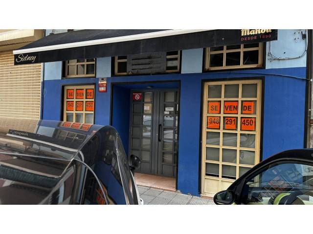 Local comercial en Venta en Nogalera en Burlada / Burlata