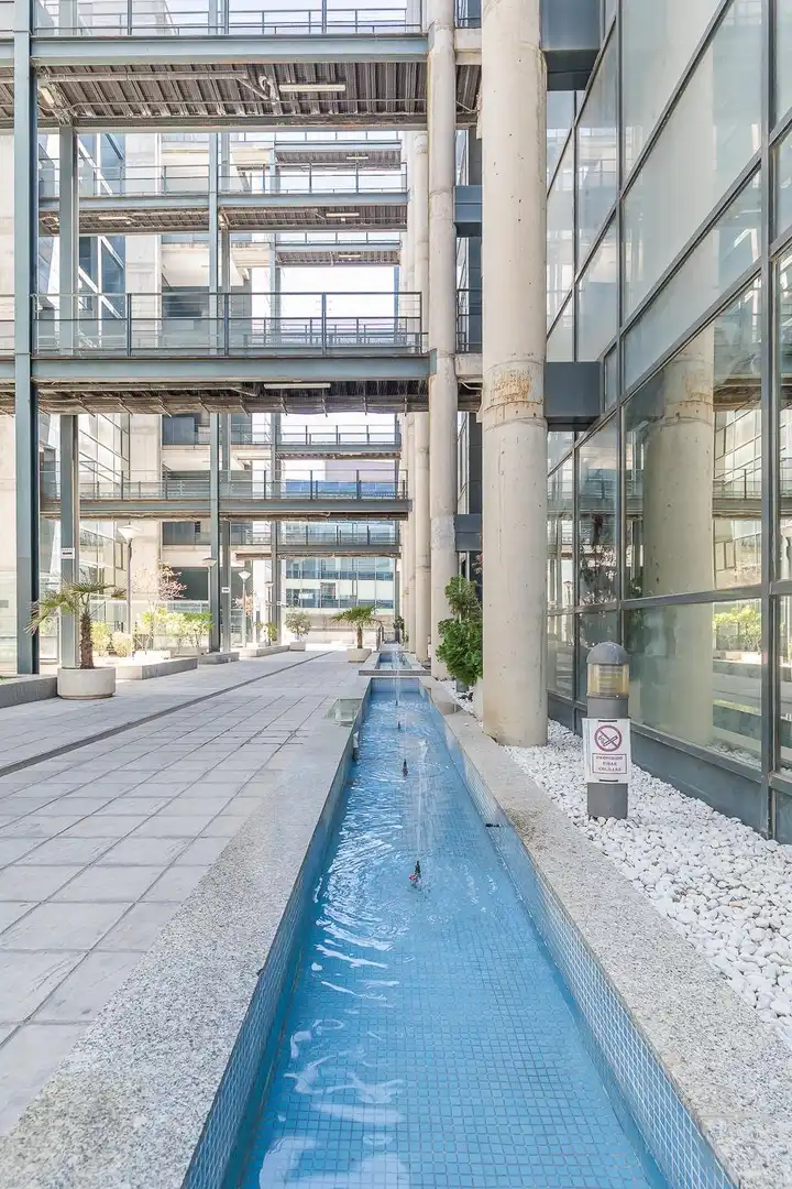 Vista exterior de Dúplex de alquiler en Madrid con Aire acondicionado, Calefacción y Parquet