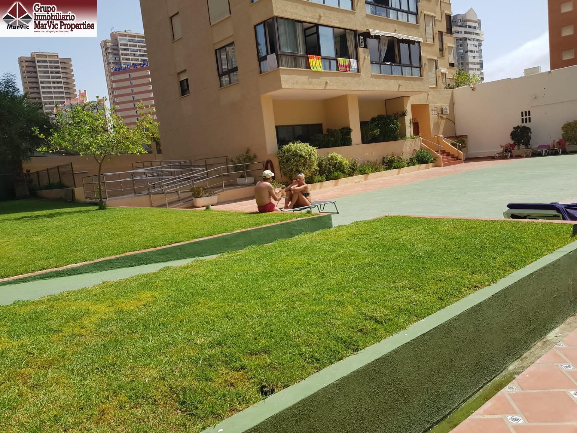 Vista exterior de Piso en venta en Benidorm