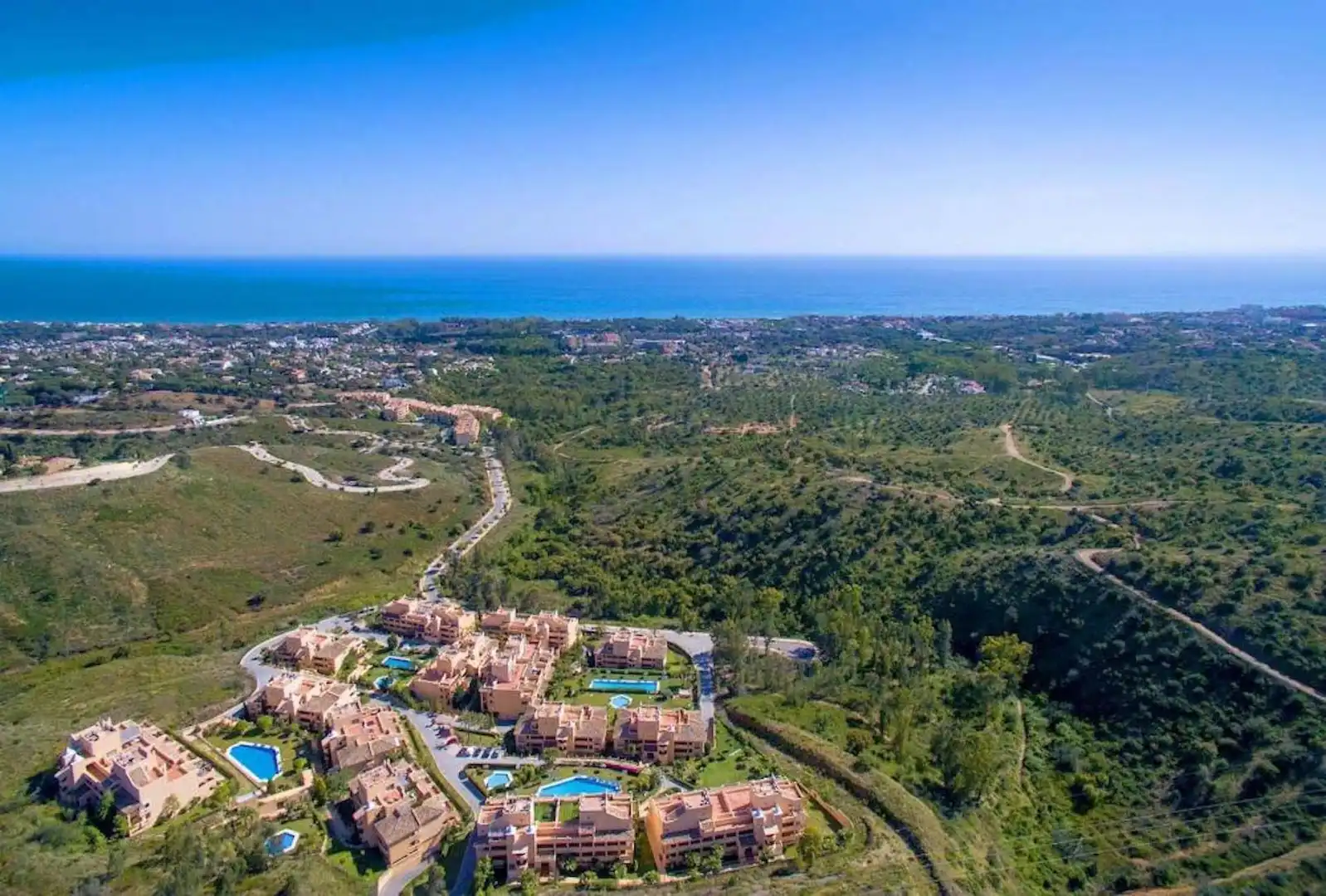 Appartement compact avec piscine à vendre à Elviria - Cabopino