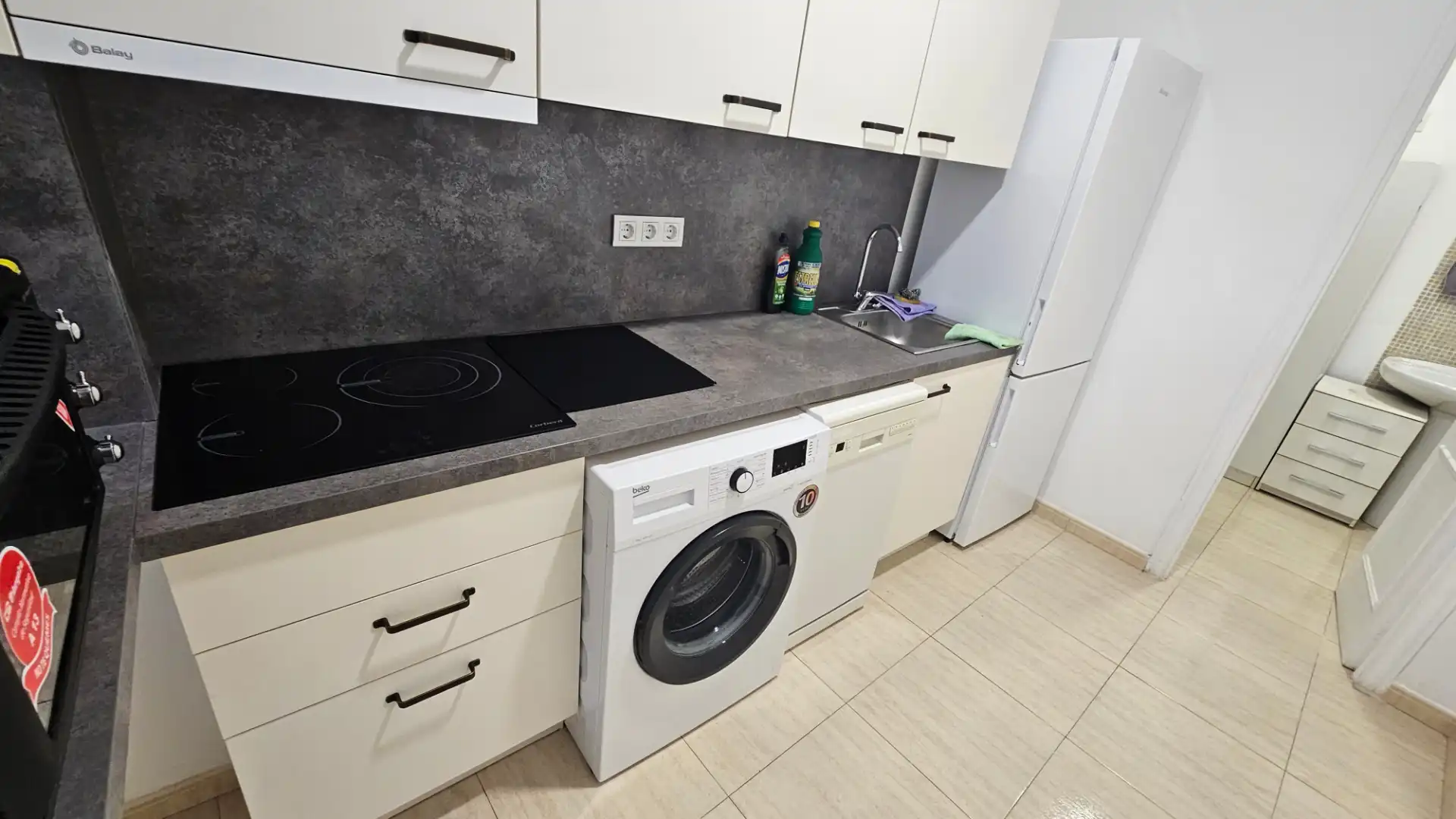Kitchen of Study for rent in El Campello  with Air Conditioner, Heating and Furnished