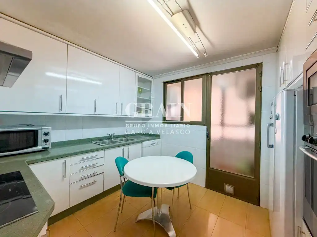 Cocina de Piso en venta en Albacete con Calefacción y Parquet
