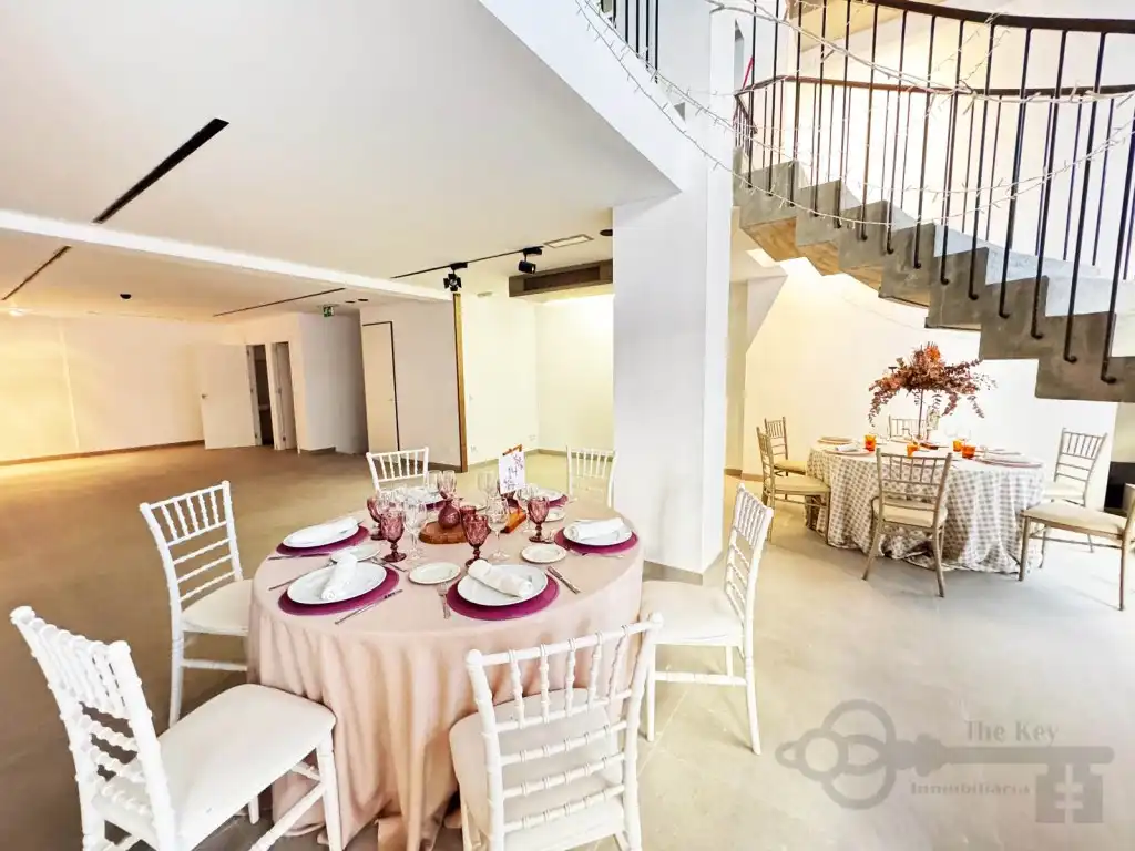 Local comercial de lloguer a Plaza Castellini, imagen 5