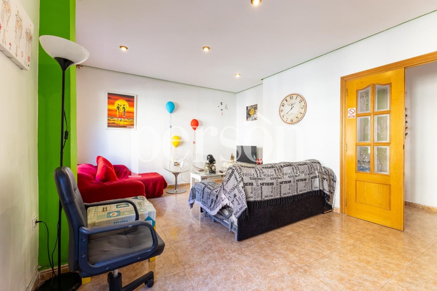 Flat to rent in  Valencia Capital  with Air Conditioner, Heating and Furnished