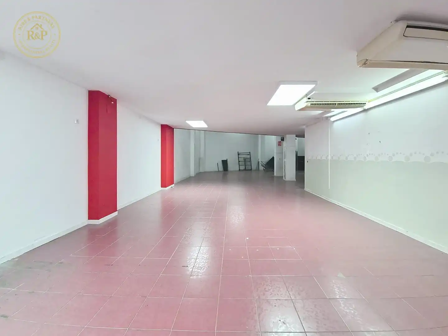 Nau industrial en venda en Barcelona