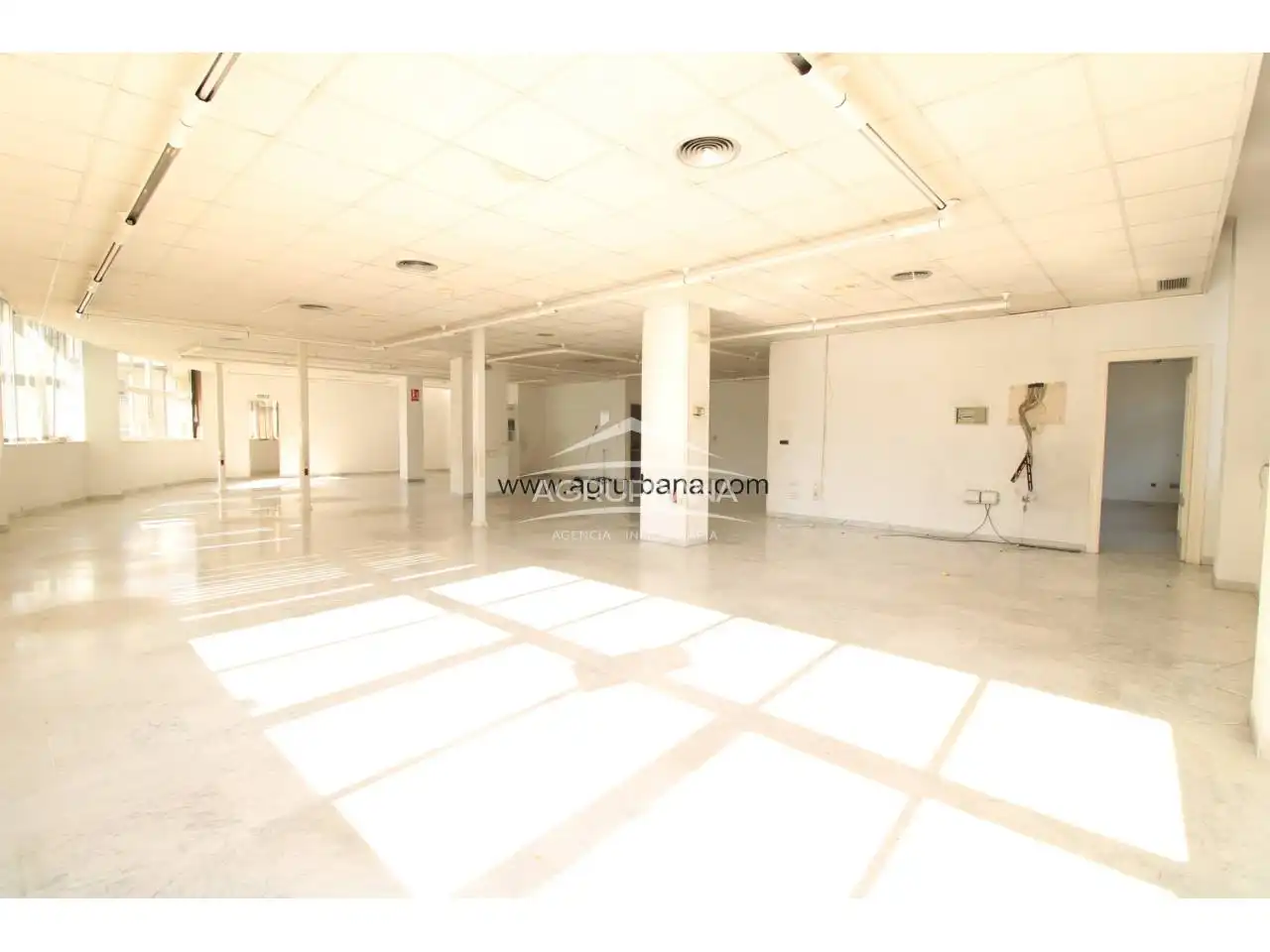 Büro zum Verkauf in Motril