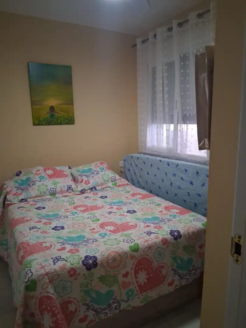 Dormitori de Apartament en venda en Roquetas de Mar amb Aire condicionat, Terrassa i Moblat