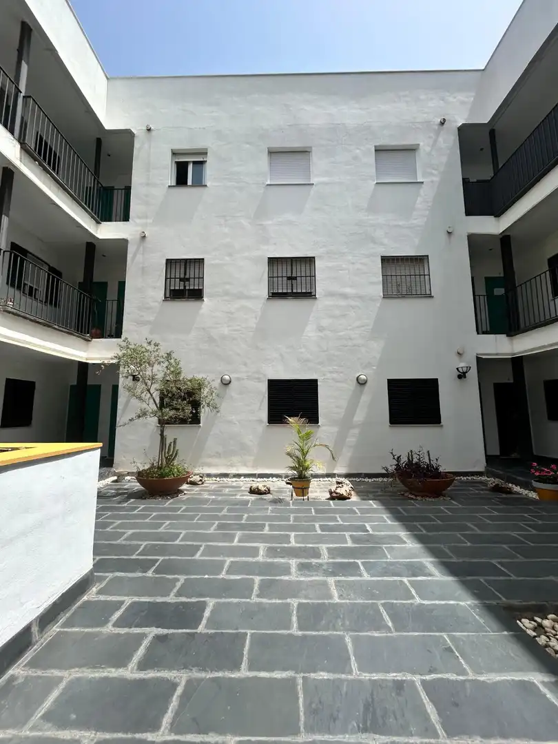Vista exterior de Casa o chalet en venta en Dos Hermanas con Aire acondicionado, Parquet y Trastero