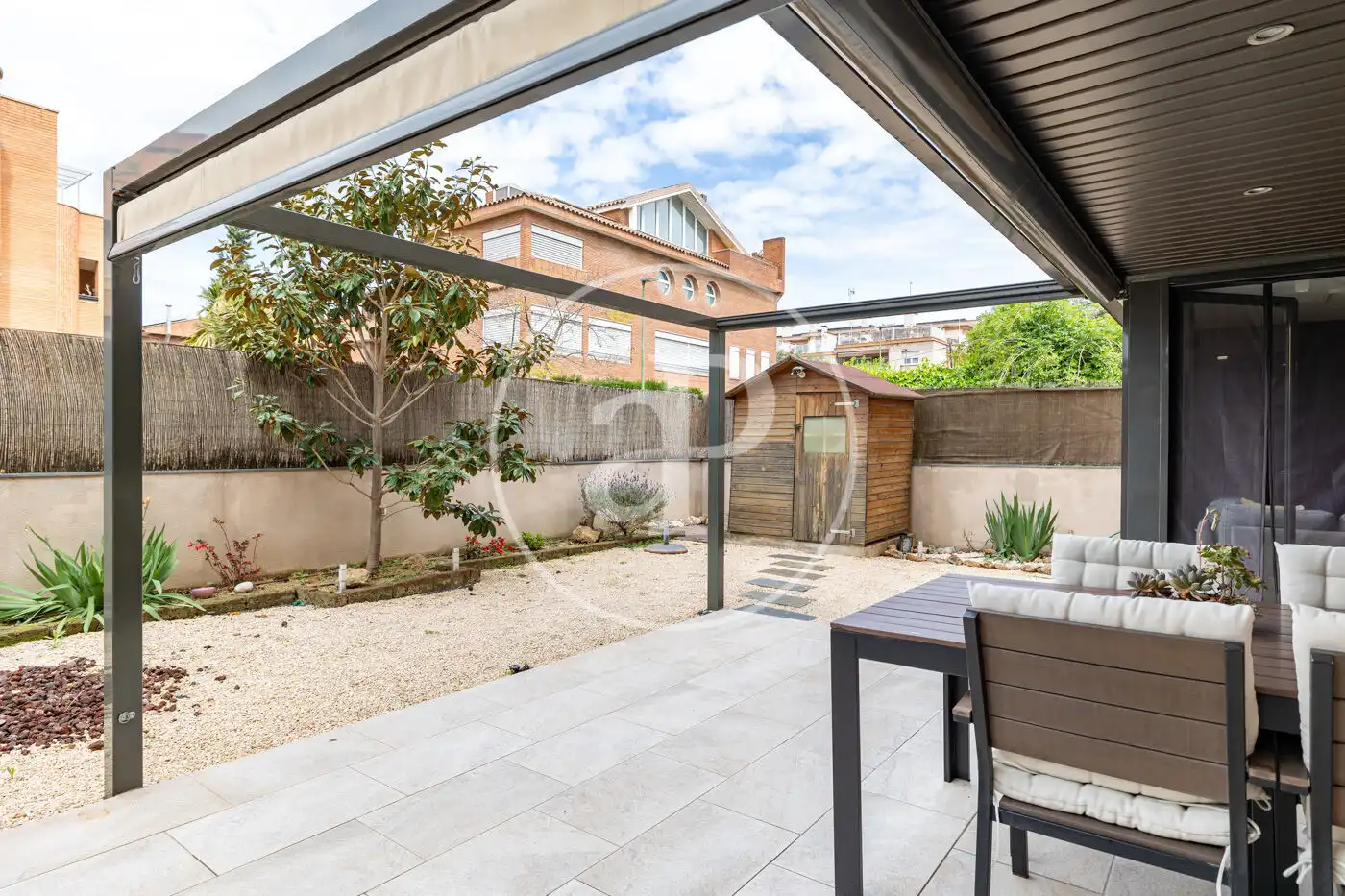 Terrasse von Wohnung zum Verkauf in Esplugues de Llobregat mit Klimaanlage, Heizung und Privatgarten