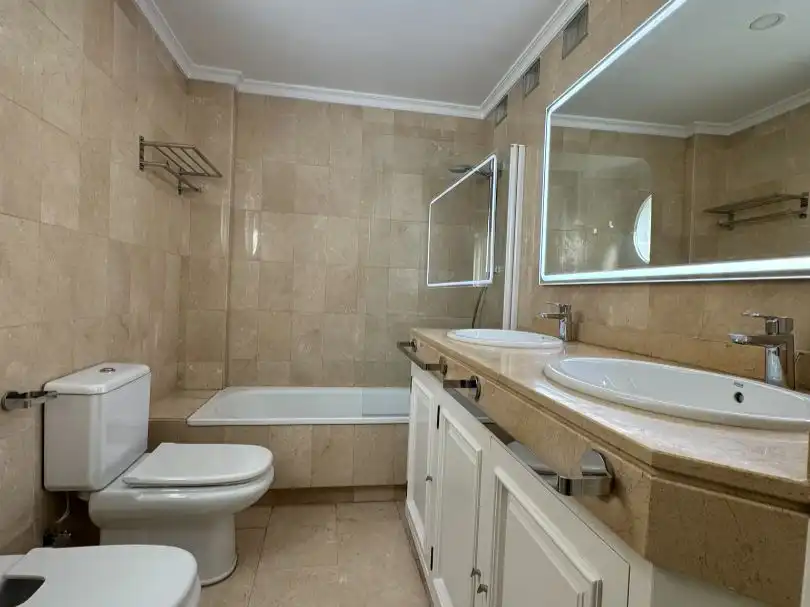 Apartments for rent in Paseo de Sancha, 16, La Malagueta - Monte Sancha