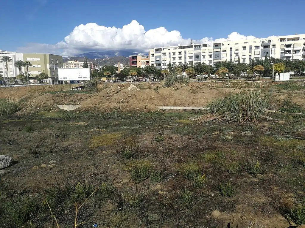 Residencial en venta en Aceituneros, Camino Viejo de Málaga