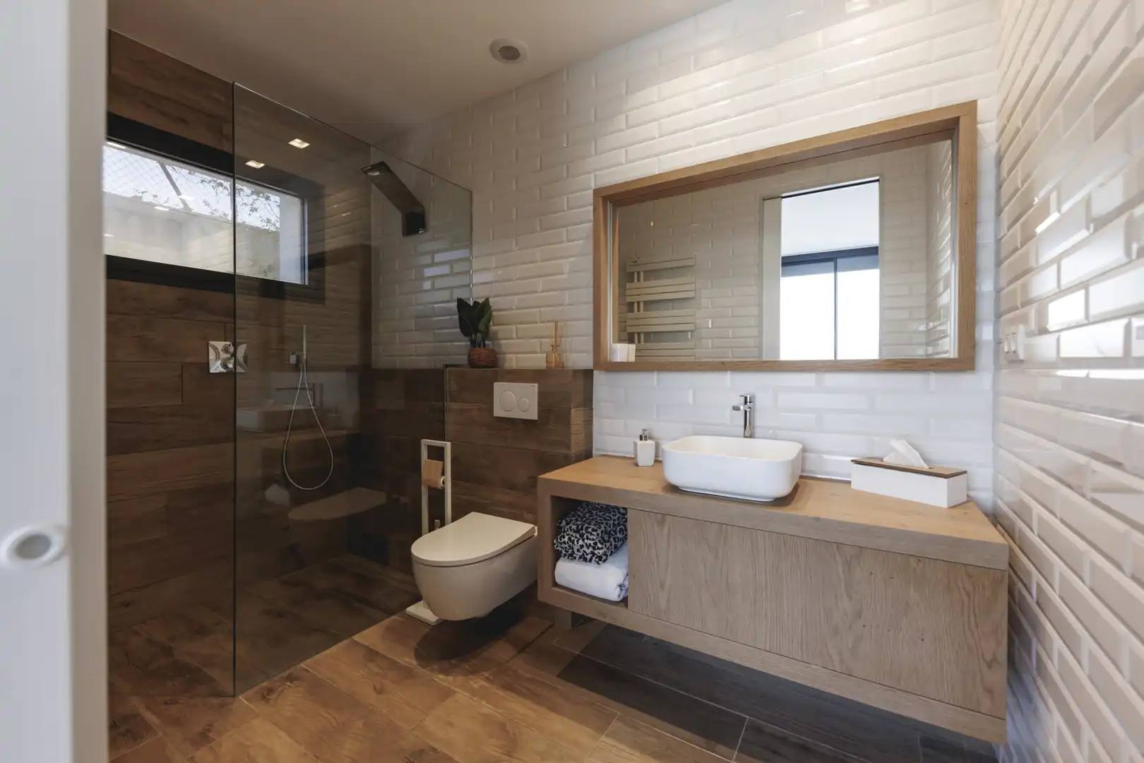 Bathroom of Houses for sale in Sant Julià de Ramis  with Air Conditioner, Heating and Terrace