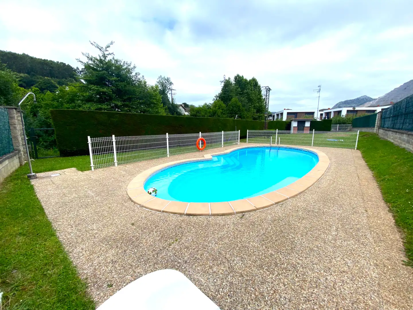 Swimming pool of Houses for sale in Castro-Urdiales  with Heating, Private garden and Parquet flooring
