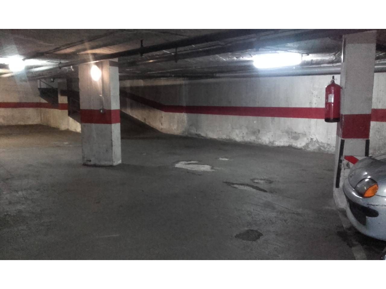 Aparcament de Garatge en venda en Girona Capital
