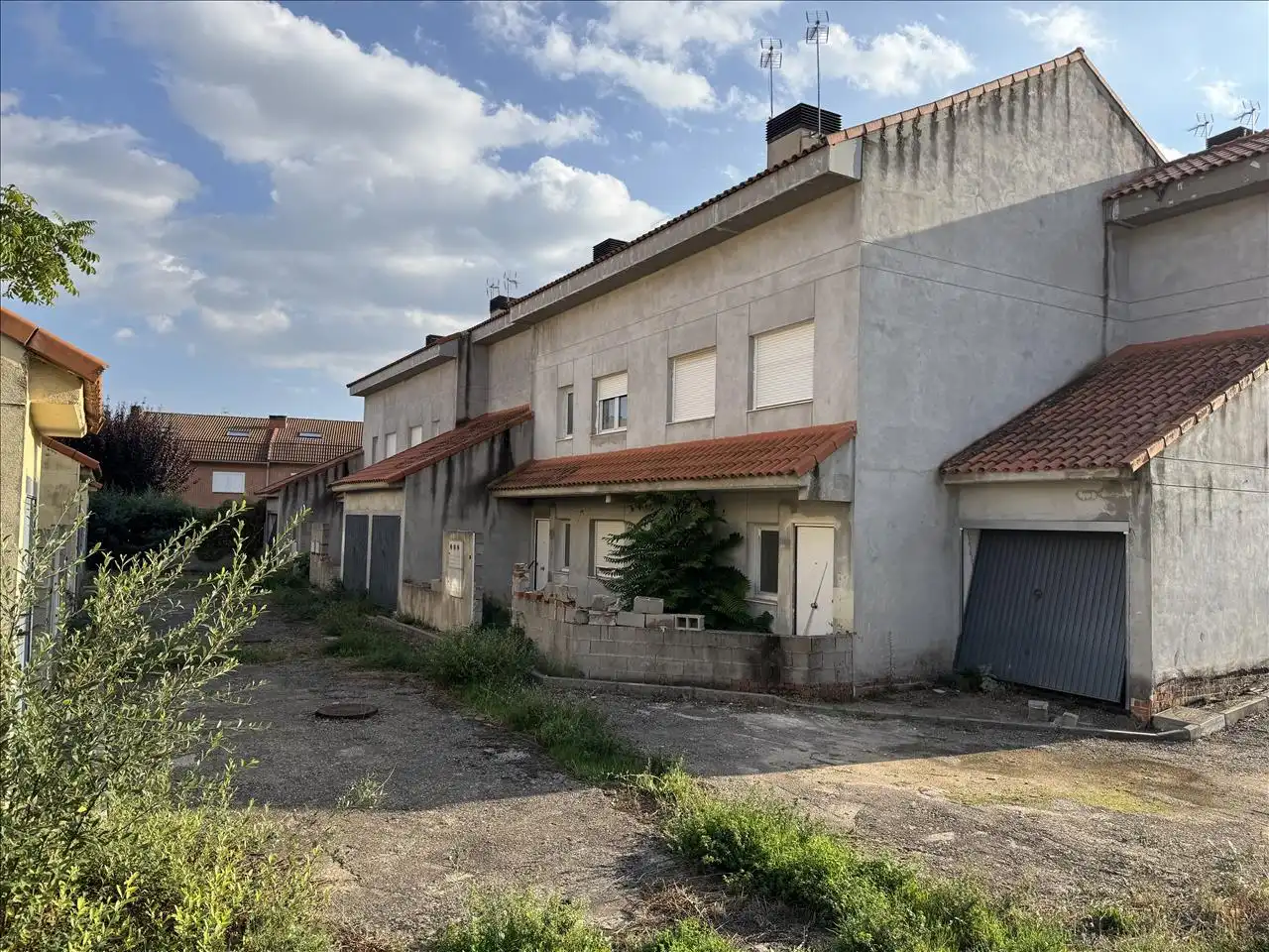 Exterior view of Houses for sale in La Cabrera, Madrid