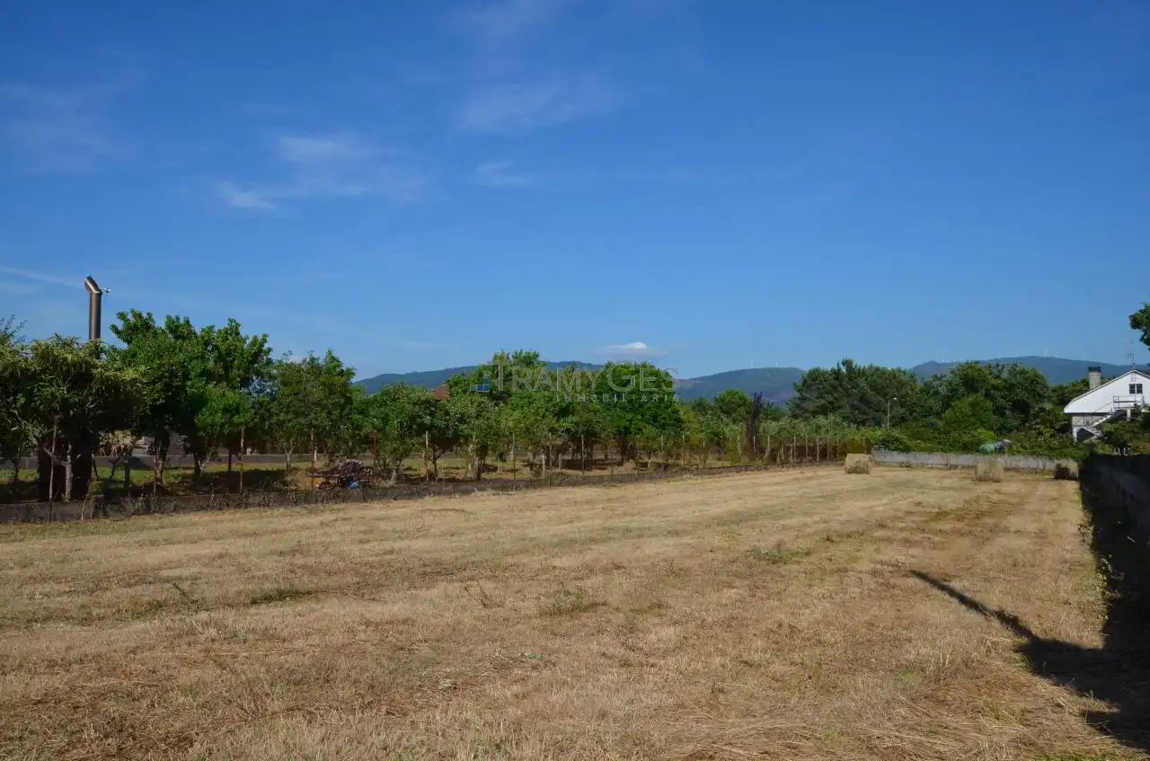 Terreny residencial en venda a LUGAR O CRUCEIRO