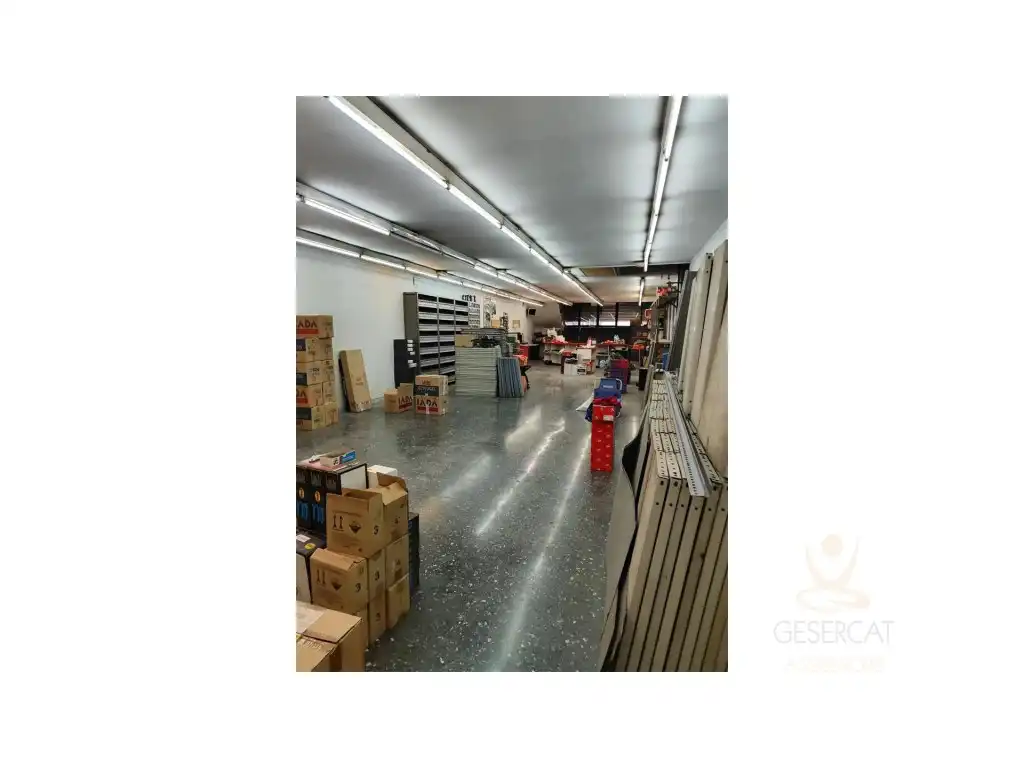 Locale commerciale in vendita a Paseo Pau Claris, imagen 4