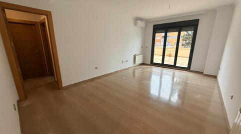 Foto 2 de Piso de alquiler en Parque Lagos,  Granada Capital