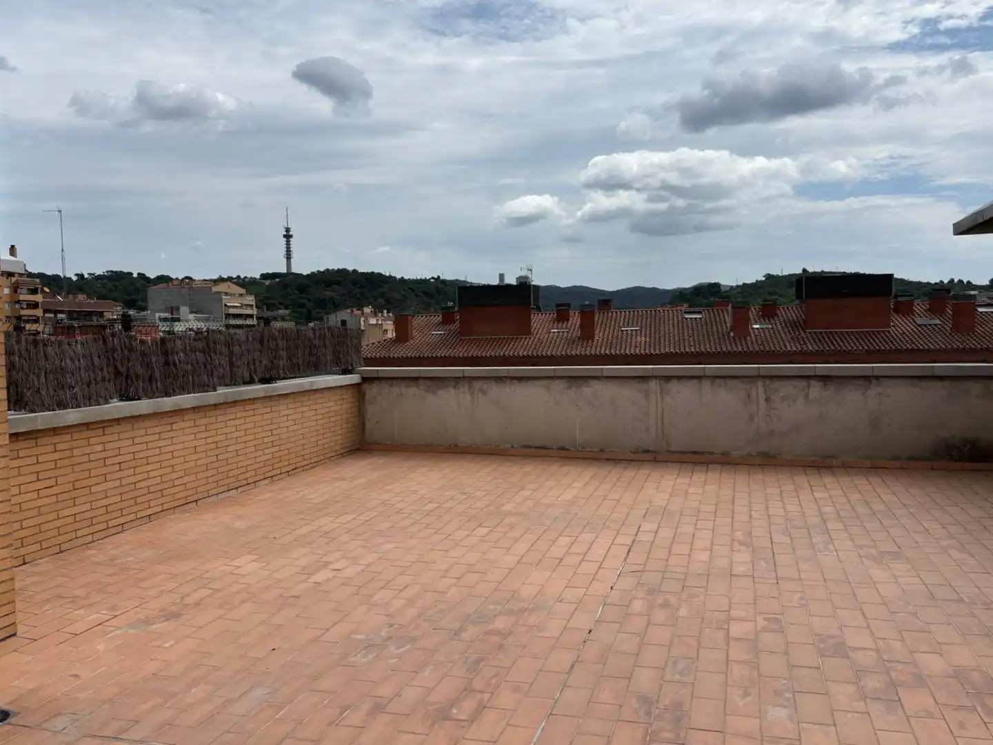 Terrasse von Maisonette zur Miete in Girona mit Klimaanlage, Heizung und Terrasse