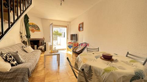 Foto 2 de Casa adosada en venda a Empuriabrava - Sc Flamicell, 30, Sant Maurici, Girona