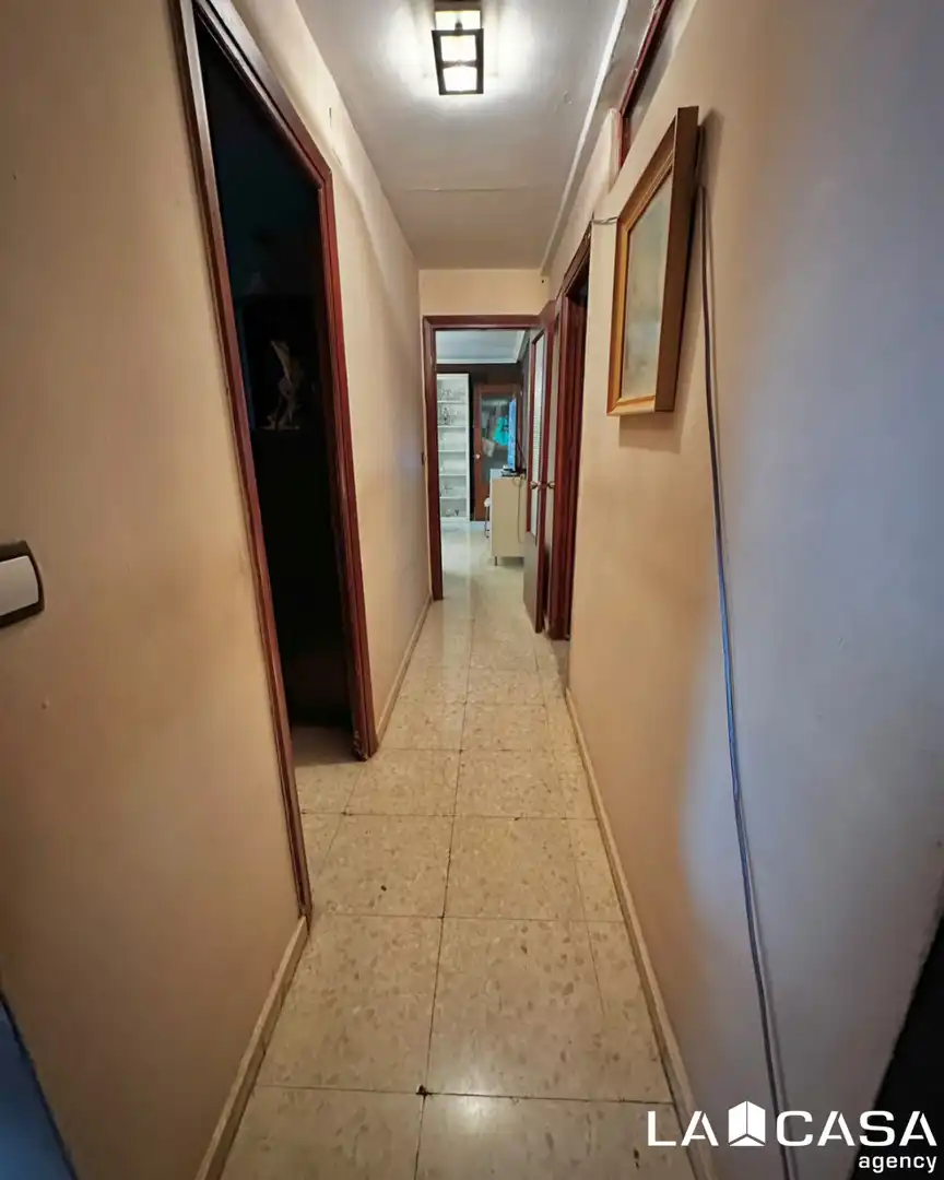 Piso en venta en Sevilla con Balcón